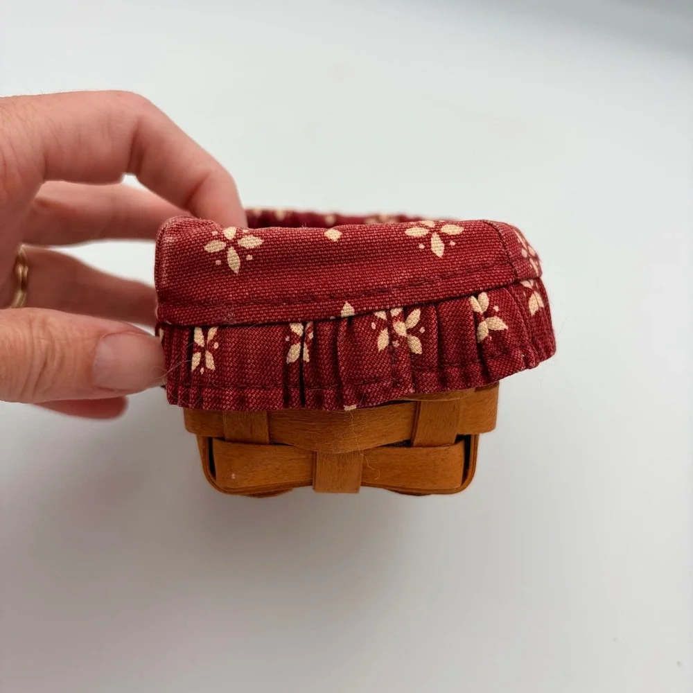 Longaberger Handwoven Small Rectangular Basket Red Floral Liner 2002 Signed USA